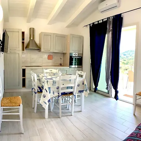 La Marina Apartament *