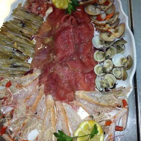 La Marina *